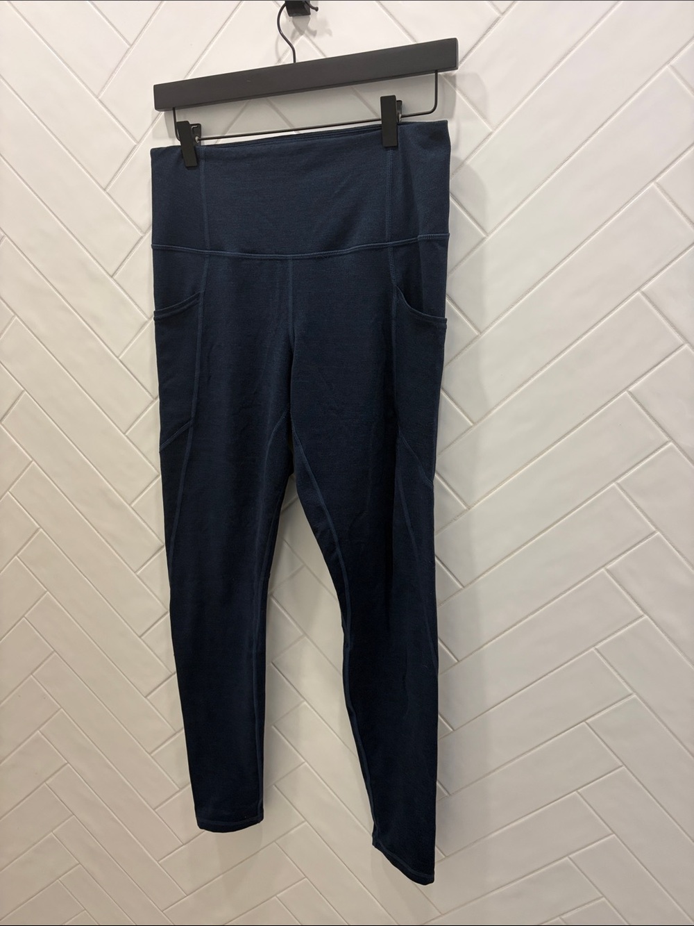 Quince Navy High-Rise Pocket Leggings